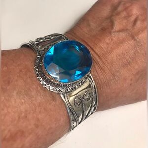 Blue Topaz Stamps 925 Sterling Silver Cuff Bracelet